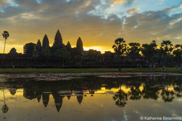 Heart-warming 4 Days Poi Pet, Siem Reap And Museum, Siem Reap And Temple Tour and Siem Reap And Temple And Flaoting Village Vacation Package
