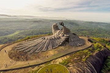 Heart-warming 8 Days Athirapally with Trivandrum Trip Package