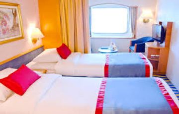 Family Getaway 6 Days New Delhi to Singapore Vacation Package