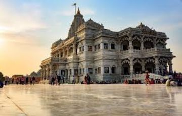 Heart-warming Mathura Tour Package for 2 Days from Delhi