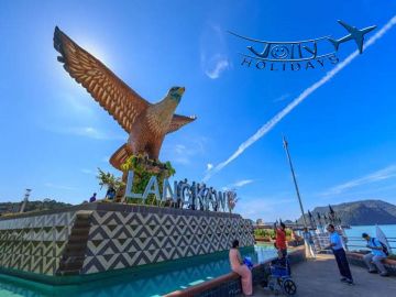 Heart-warming Malaysia Tour Package for 2 Days