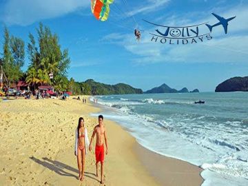 Heart-warming Malaysia Tour Package for 2 Days