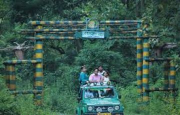 Family Getaway New Jalpaiguri Tour Package for 4 Days from New Jalpaiguri  Bagdogra Airport