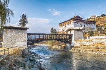 6 Days Paro Airport to Punakhawangdue  Paro Sightseeing Holiday Package