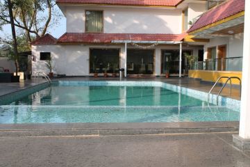 Family Getaway 4 Days Goa Trip Package by Royal Samrat Travels