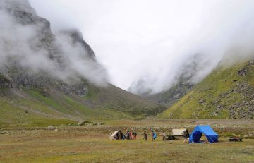 Pleasurable Kufri Tour Package for 6 Days from Chandigarh