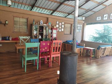 Ecstatic Gushaini Tour Package for 3 Days