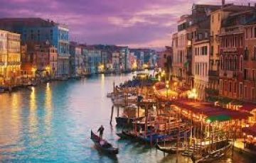 Beautiful Venice Tour Package from Paris