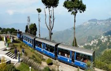 Family Getaway 4 Days 3 Nights Darjeeling, Kalimpong with Bagdogra Vacation Package