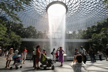 Family Getaway 5 Days Singapore Trip Package