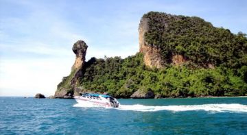 Memorable 6 Days 5 Nights Krabhi and Phuket Tour Package