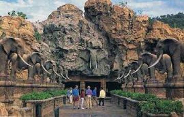 Best South Africa Tour Package for 18 Days 17 Nights