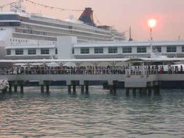 Beautiful 6 Days 5 Nights Singapore Holiday Package