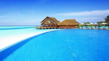 Beautiful 4 Days Maldives Tour Package