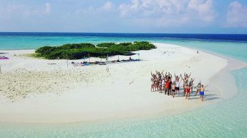 Beautiful Male Tour Package for 4 Days