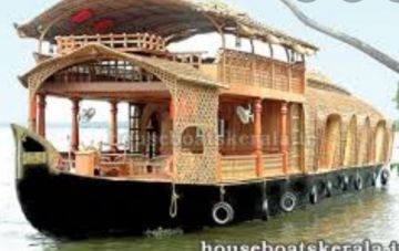 Ecstatic 4 Days 3 Nights Munnar, Alleppey with Kochi Holiday Package