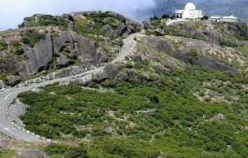 Family Getaway Mount Abu Tour Package for 5 Days