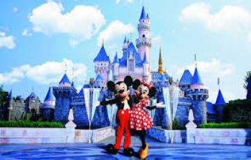 Pleasurable Disneyland Tour Package for 4 Days