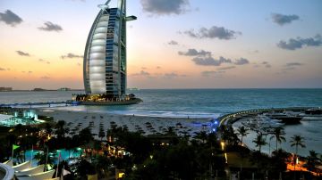 Memorable 5 Days 4 Nights Dubai with Duba Tour Package