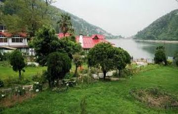 Best 4 Days 3 Nights Mukteshwar - Delhi 400 Km Holiday Package