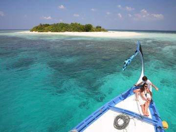 Best 4 Days Male and Alif Dhaal Dhangethi Trip Package