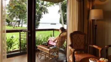 Family Getaway Alleppey Tour Package from Kochin