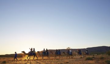 Experience Ayers Rock Tour Package for 8 Days from Melbourne