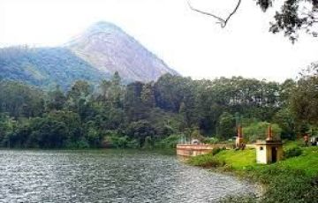 4 Days 3 Nights Munnar and Thekkady Holiday Package