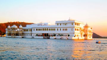 Best 7 Days Jaipur, Jodhpur, Jaisalmer and Udaipur Vacation Package