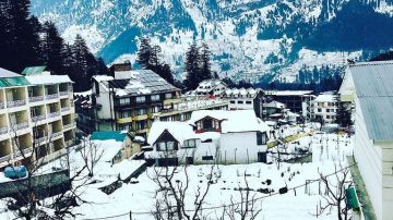 Magical 4 Days New Delhi to Manali Vacation Package