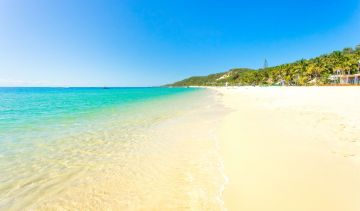 Best Brisbane Tour Package for 11 Days from Sydney