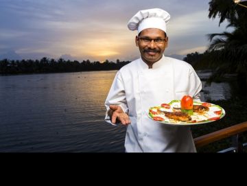 Experience 6 Days 5 Nights Munnar, Alleppey with Marari Beach Vacation Package