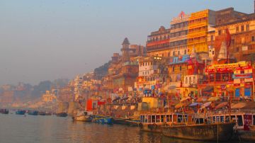 Ecstatic Varanasi Tour Package for 3 Days 2 Nights