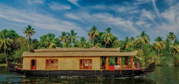 Amazing 5 Days Alleppey to Thekkady Holiday Package