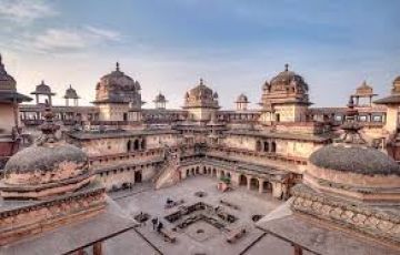 Family Getaway 2 Days Orchha Holiday Package