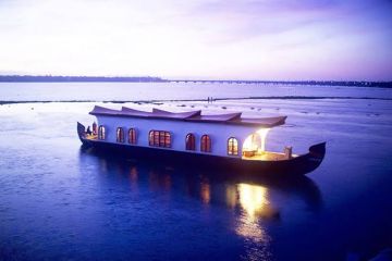Memorable 7 Days 6 Nights Cochin, Munnar, Thekkady with Alleppey Tour Package