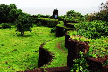 Best 4 Days 3 Nights Ratnagiri Holiday Package