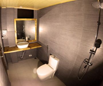 Beautiful Male Tour Package for 4 Days