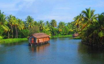 Family Getaway 7 Days Munnar, Alleppey and Varkala Trip Package