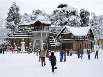 Experience 3 Days Delhi and Solang Valley Holiday Package