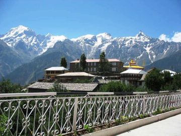 Best Manali Tour Package for 3 Days 2 Nights from Delhi