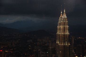 Amazing 6 Days 5 Nights Malaysia and Singapore Vacation Package