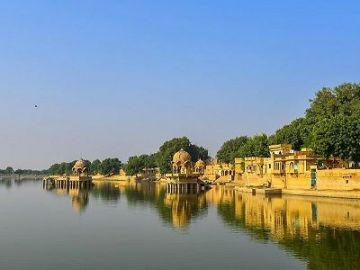 Pleasurable 3 Days Jaisalmer to Jaisalmer Desert Camp Holiday Package