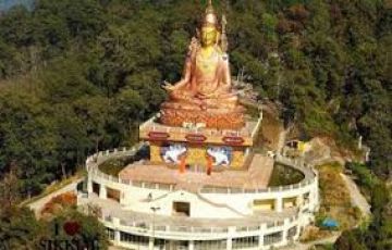 Experience 4 Days 3 Nights Gangtok Holiday Package