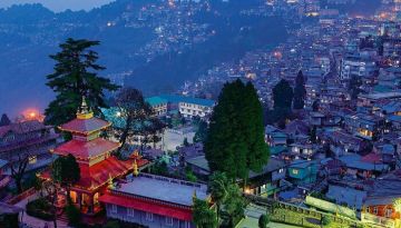 Ecstatic 5 Days 4 Nights Bagdogra, Darjeeling with Gangtok Tour Package