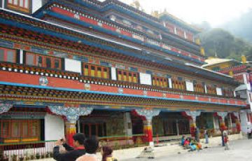 5 Days 4 Nights Bagdogra, Gangtok, Pelling with Darjeeling Trip Package