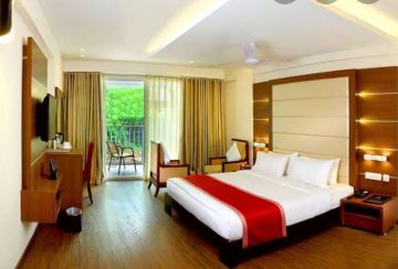 Ecstatic 6 Days 5 Nights Munnar, Thekkady and Alleppey Trip Package