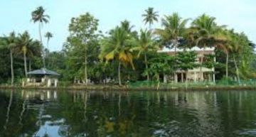 Heart-warming Thekkady Tour Package for 5 Days 4 Nights from Kochi