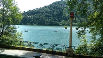 Amazing 8 Days Delhi with Nainital Tour Package