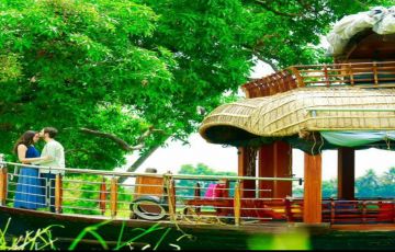 Magical 6 Days Kochi to Athirapally Trip Package